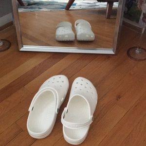 New White Crocs unisex women 11 men 9
